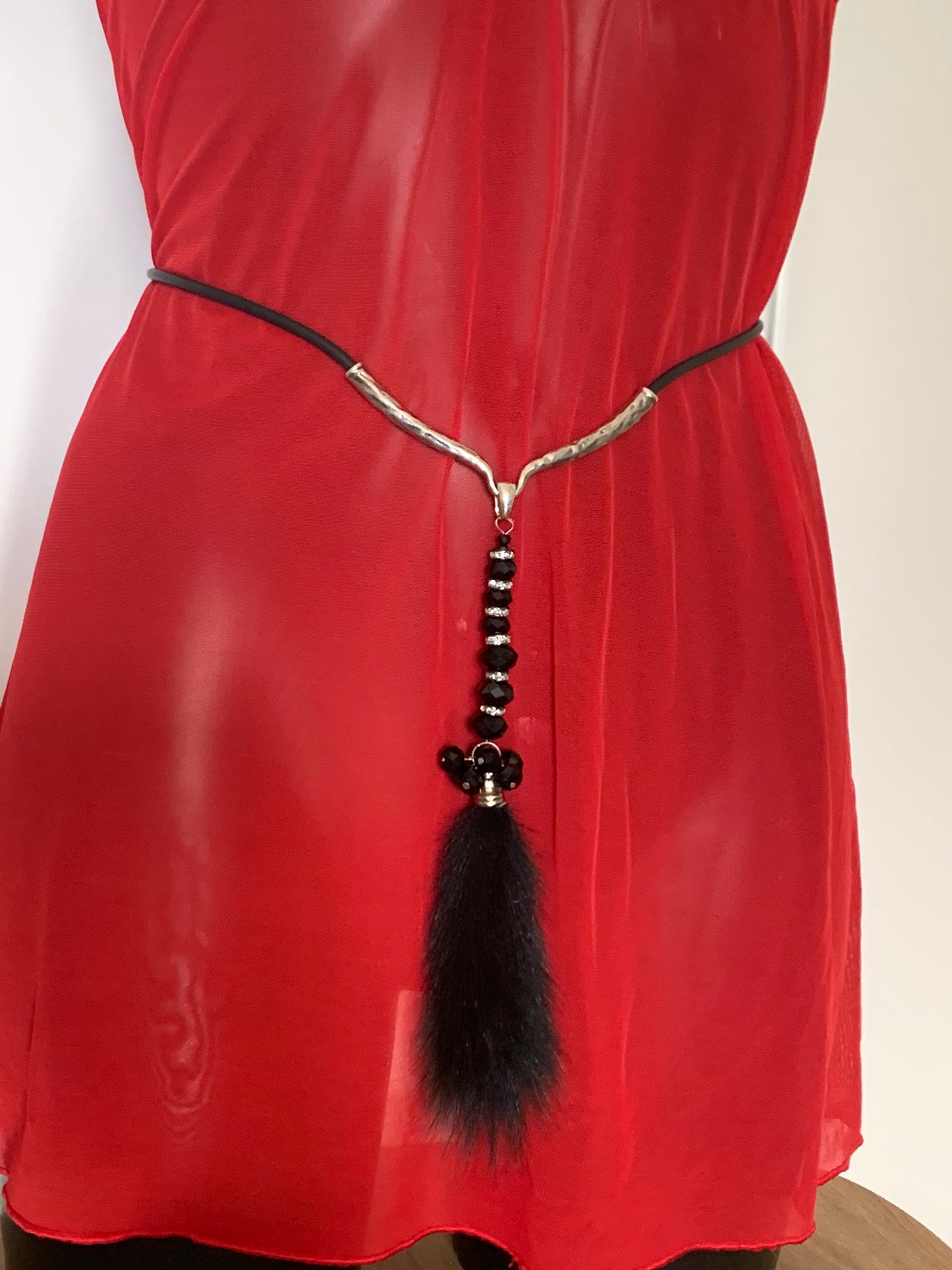Bijou métamorphosis taille/collier pompon